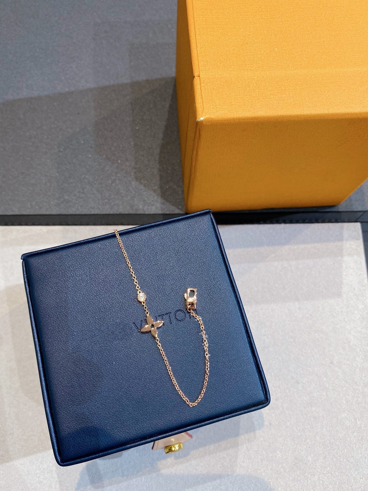 [⭐Lioran]STAR DIAMOND PINK GOLD BRACELET