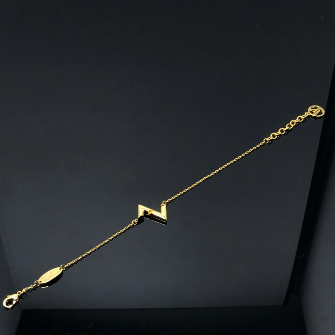 [⭐Lioran]VOLT LV LOGO BRACELET