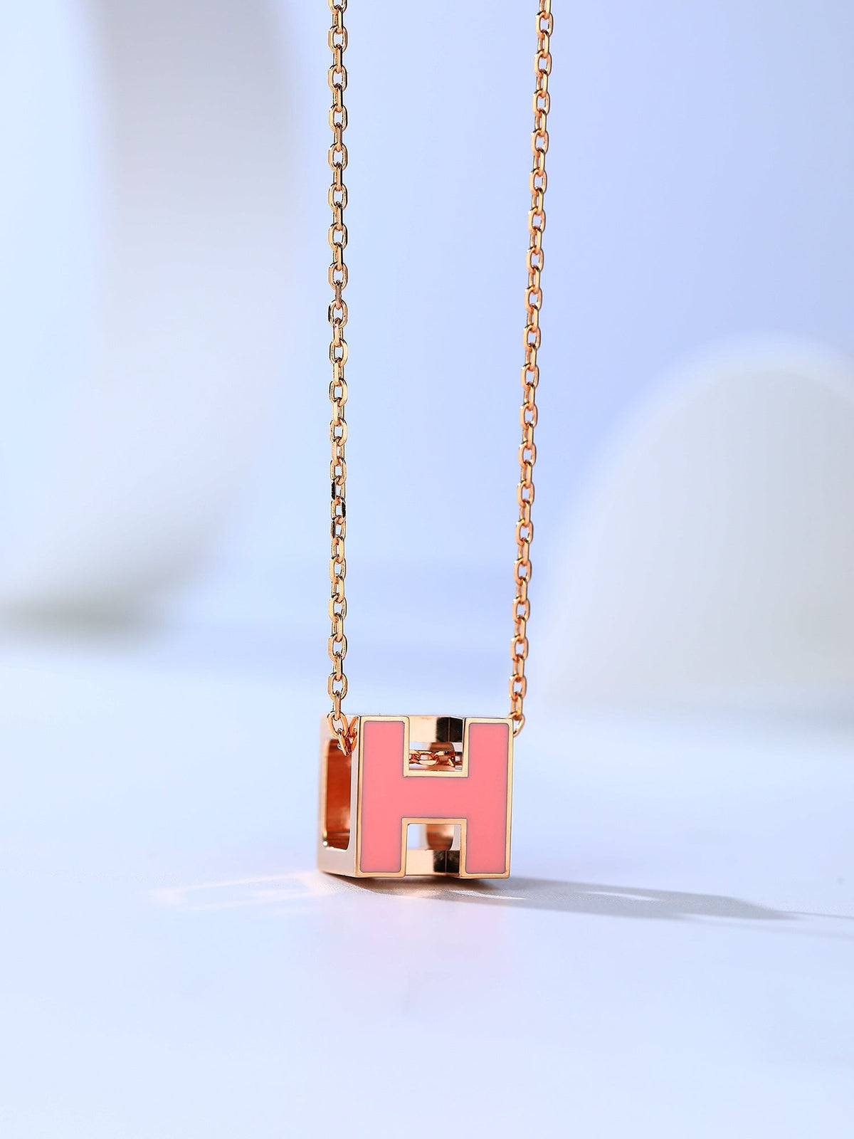 [⭐Lioran]H CAGE PINK GOLD NECKLACE