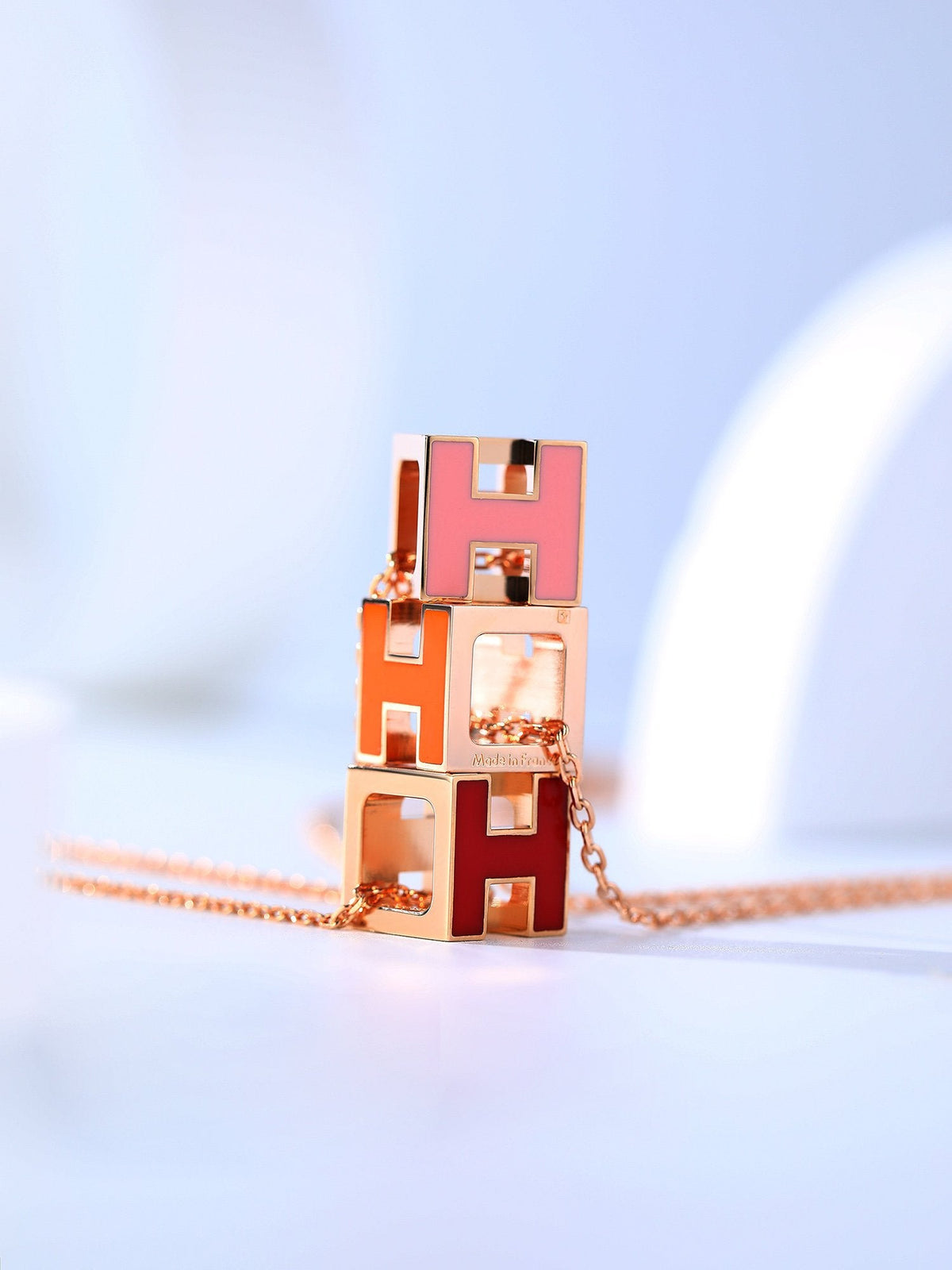 [⭐Lioran]H CAGE PINK GOLD NECKLACE
