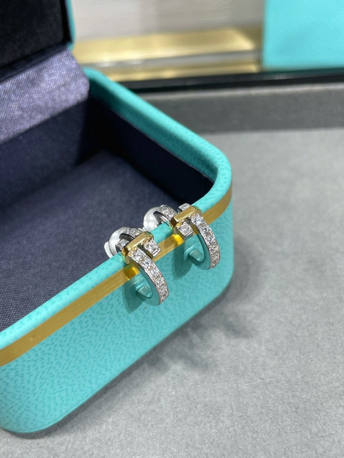 [Lioran]EDGE DIAMOND PINK GOLD EARRINGS