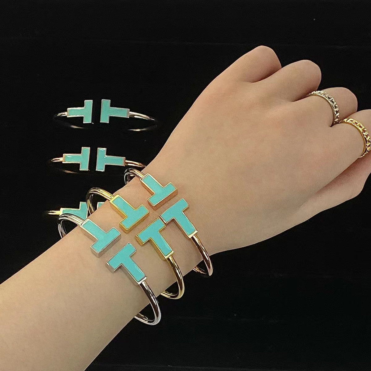 [Lioran]T WIDE TURQUOISE OPEN BRACELET
