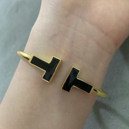 [Lioran]T WIDE ONYX OPEN BRACELET