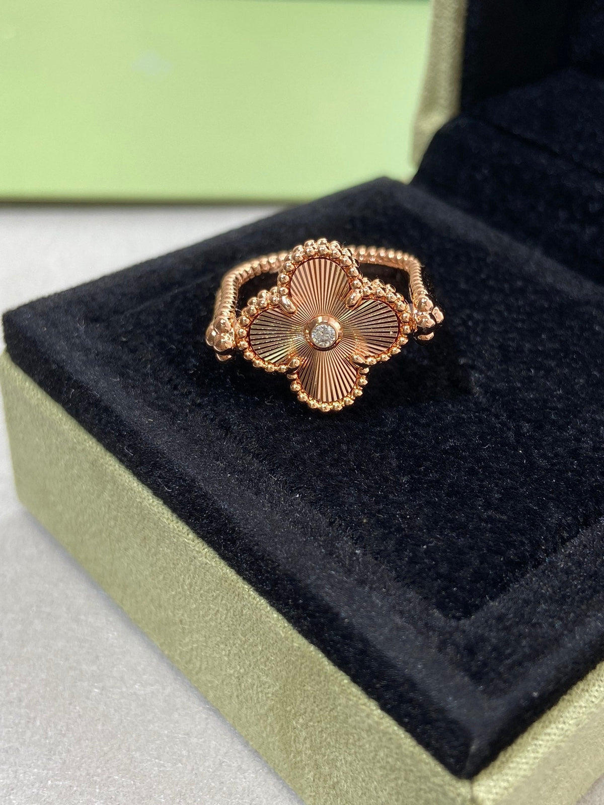 [⭐Lioran]CLOVER RIVERSIBLE ROSE GOLD RING