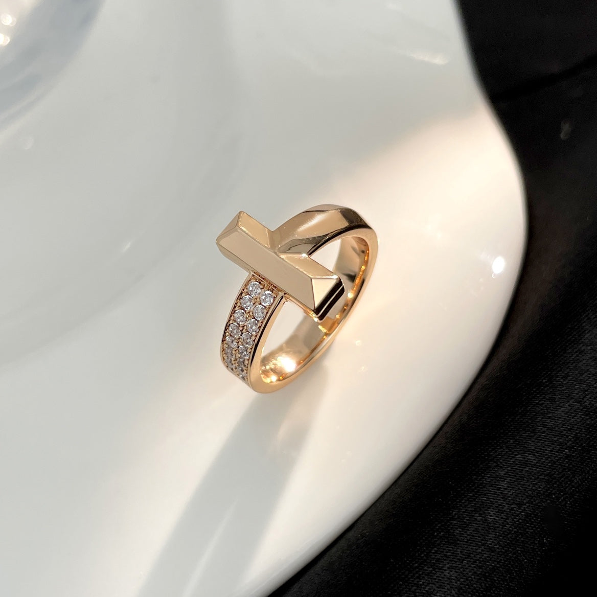 [Lioran]T WIDE DIAMOND RING