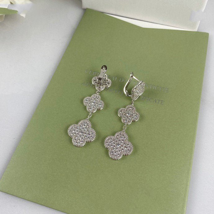 [⭐Lioran]CLOVER 3 MOTIF DIAMOND SILVER DROP EARRINGS