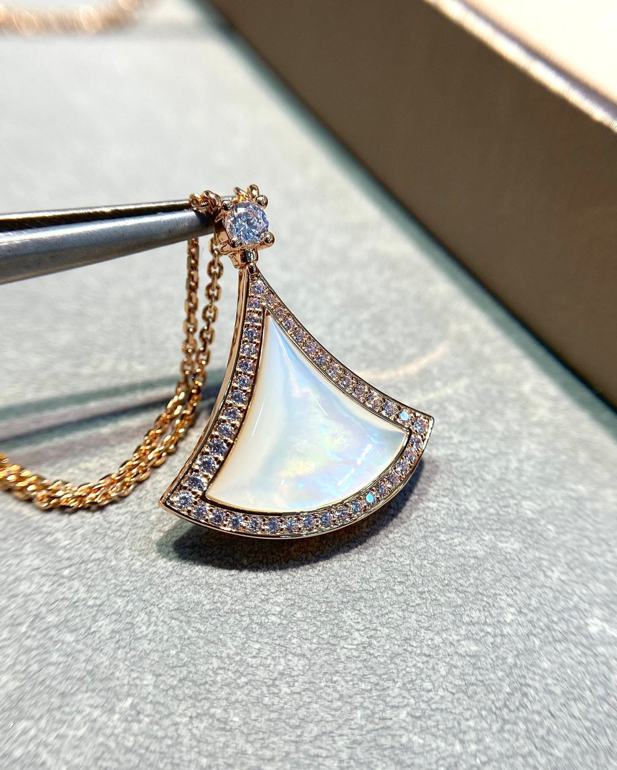 [⭐Lioran]DREAM MOP DIAMOND PAVED PINK GOLD NECKLACE