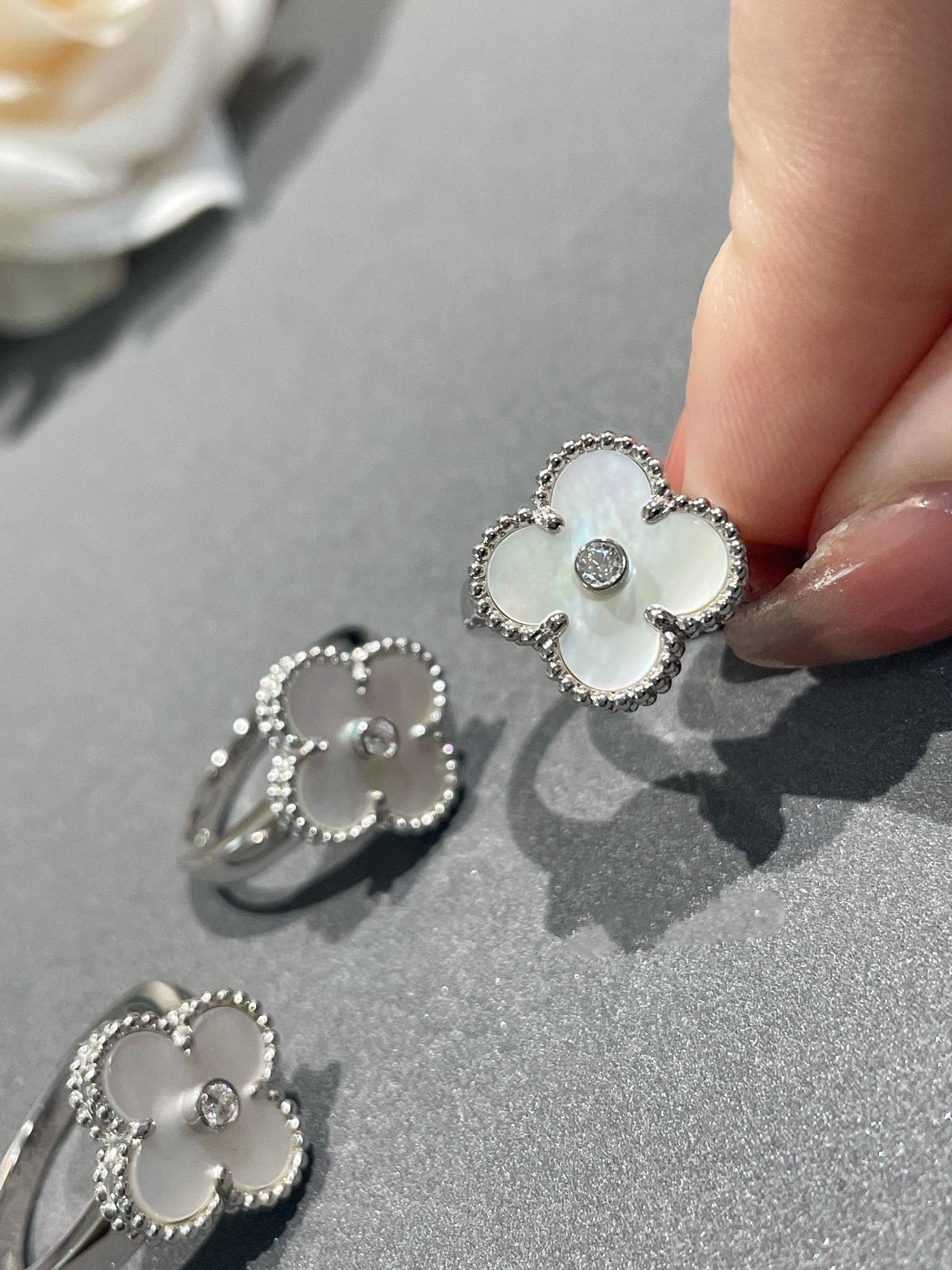 [⭐Lioran]CLOVER SILVER MOP DIAMOND RING