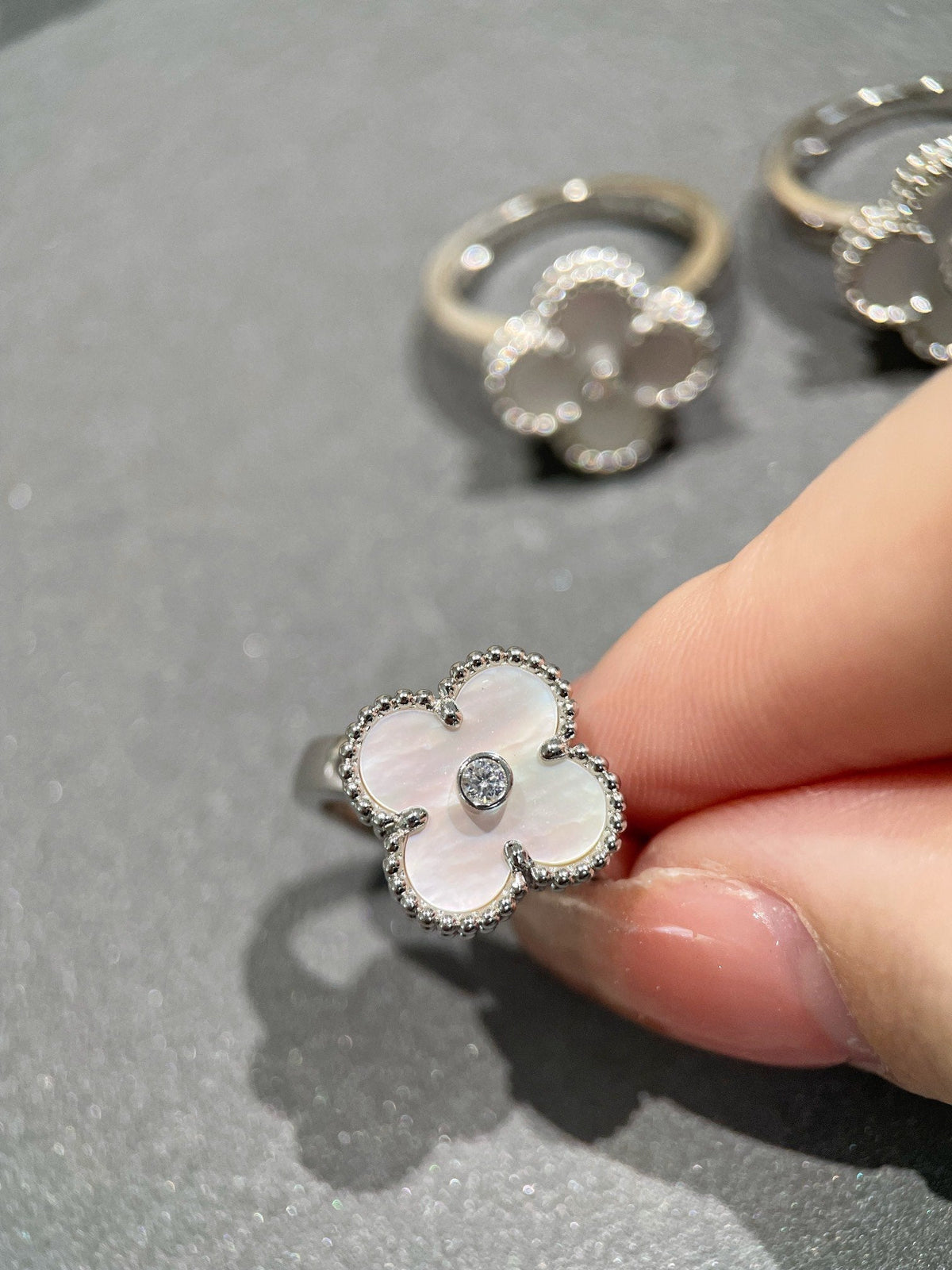 [⭐Lioran]CLOVER SILVER MOP DIAMOND RING