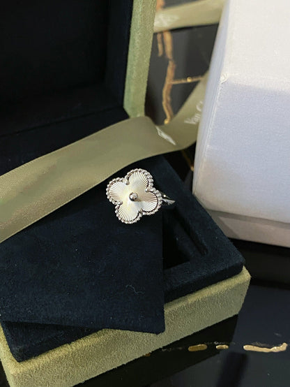 [⭐Lioran]CLOVER SILVER RING