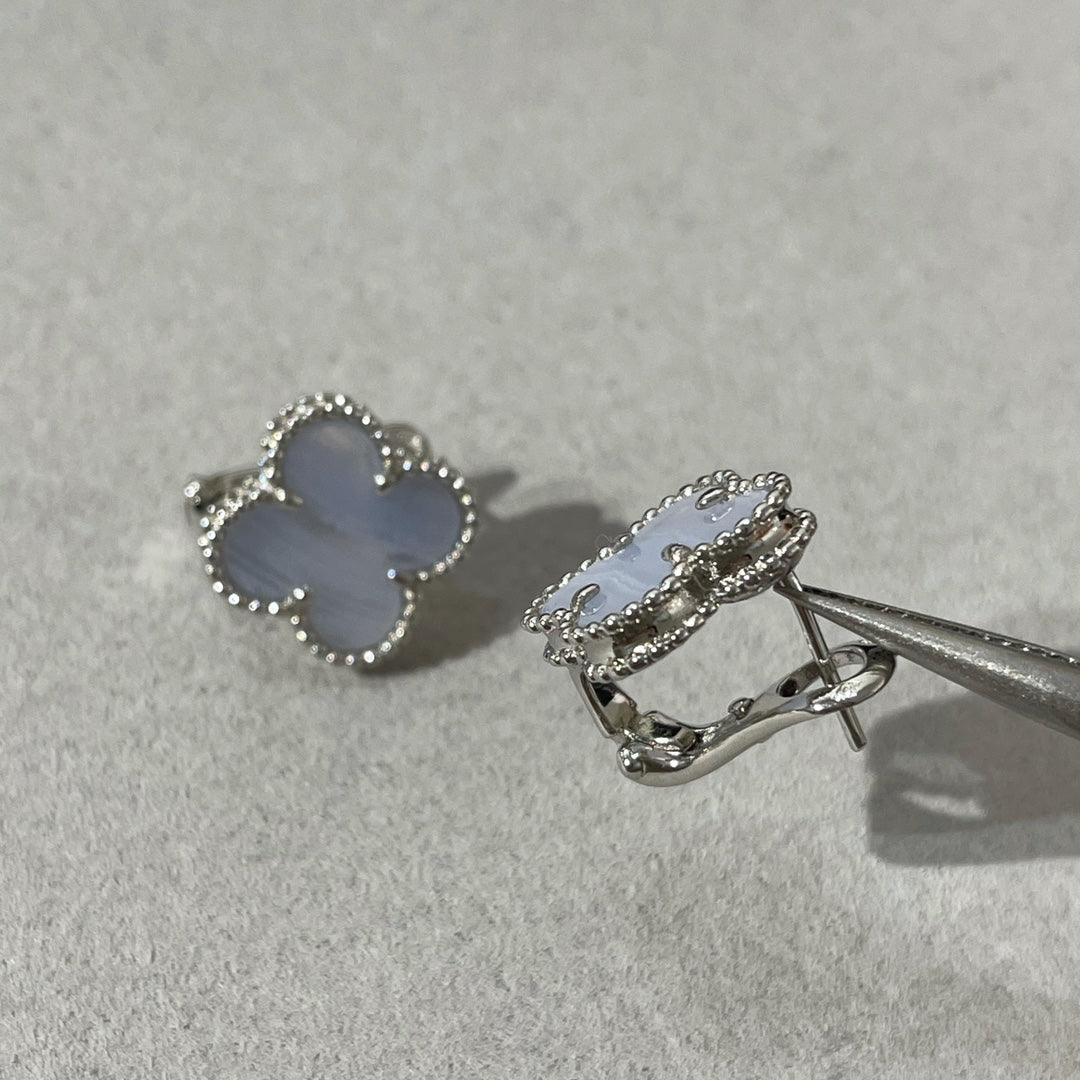 [⭐Lioran]CLOVER CHALCEDONY SILVER STUD EARRINGS