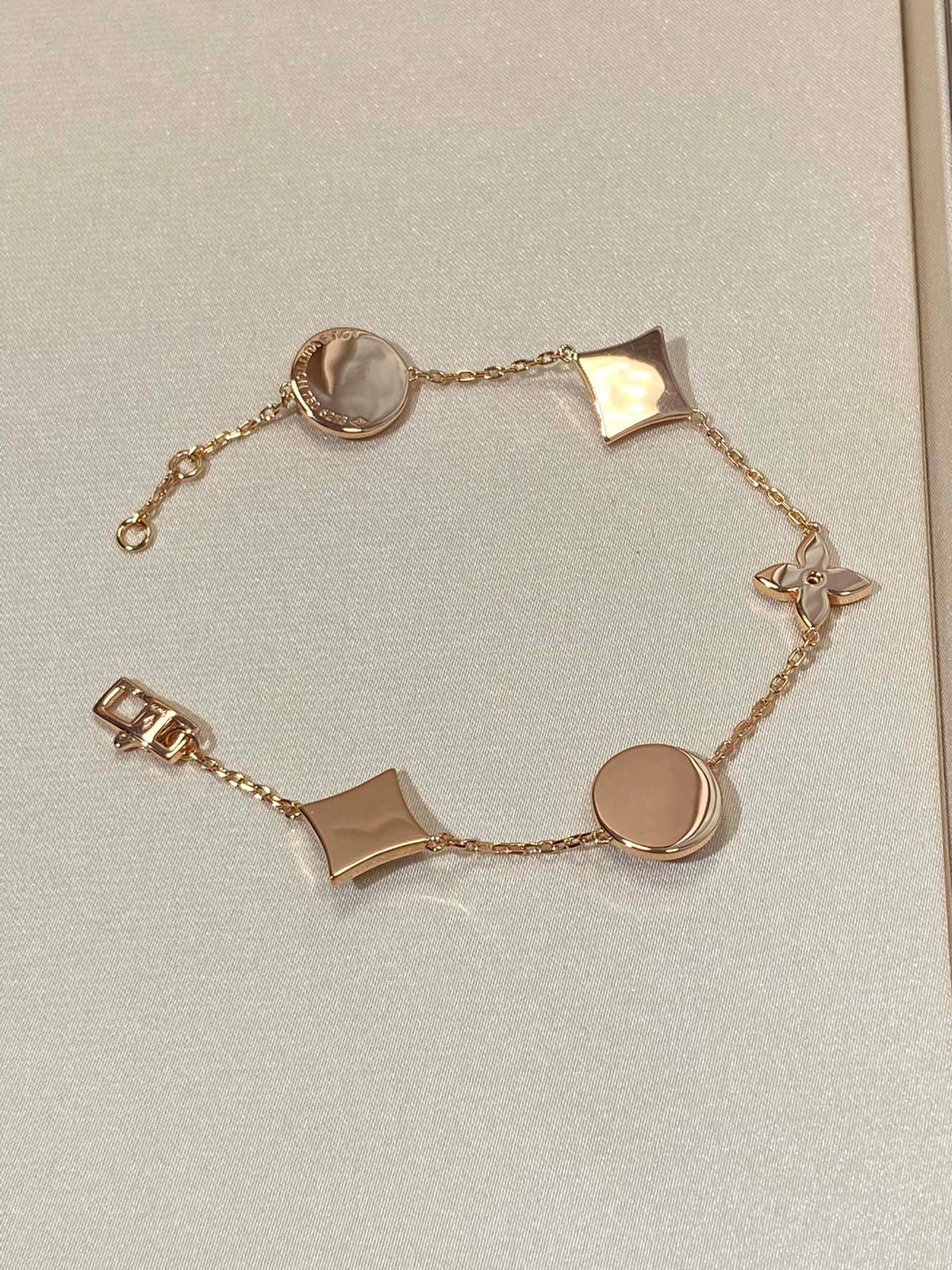 [⭐Lioran]STAR AND SUN 5 MOTIF MOP PINK GOLD BRACELET