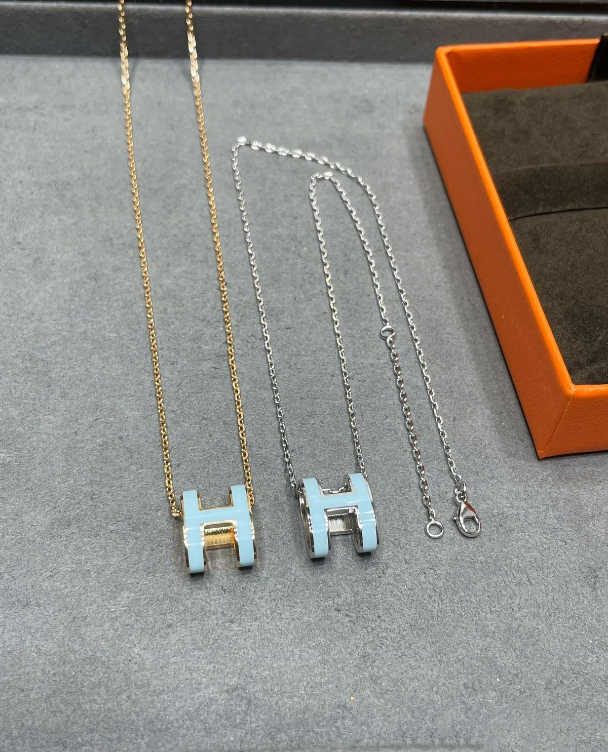 [⭐Lioran]POP H SKY BLUE NECKLACE