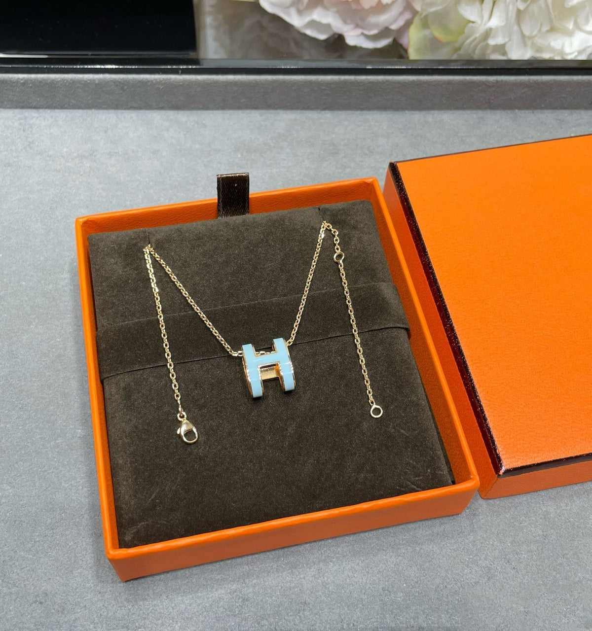 [⭐Lioran]POP H SKY BLUE NECKLACE