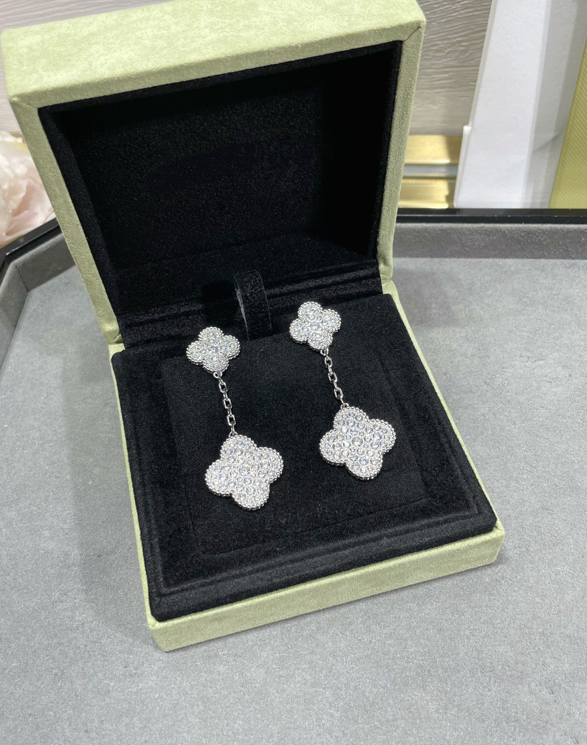 [⭐Lioran]CLOVER 2 MOTIFS DIAMOND PAVED SILVER EARRINGS