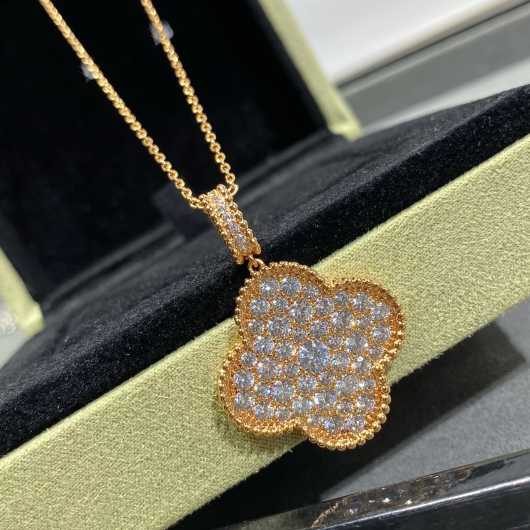 [⭐Lioran]CLOVER 25MM LARGE PEDANT DIAMOND PAVED LONG NECKLACE