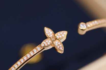 [⭐Lioran]IDYLLE PINK GOLD OPEN BRACELET DIAMOND PAVED