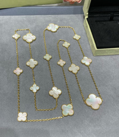 [⭐Lioran]CLOVER 16 MOTIF WHITE MOP GOLD NECKLACE