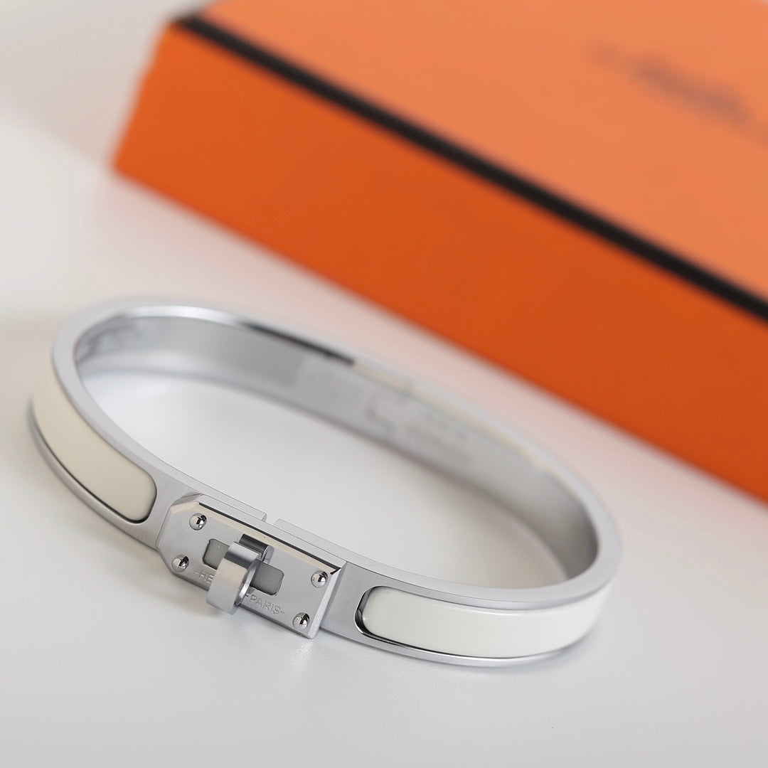 [⭐Lioran]HM KELLY WHITE BRACELET