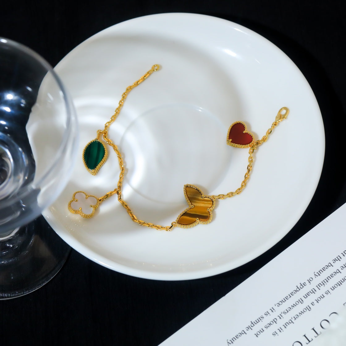 [⭐Lioran]LUCKY SPRING 5 MOTIF GOLD BRACELET