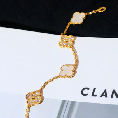 [⭐Lioran]CLOVER WHITE PEARL MOP 5 MOTIF BRACELET COLLECTION
