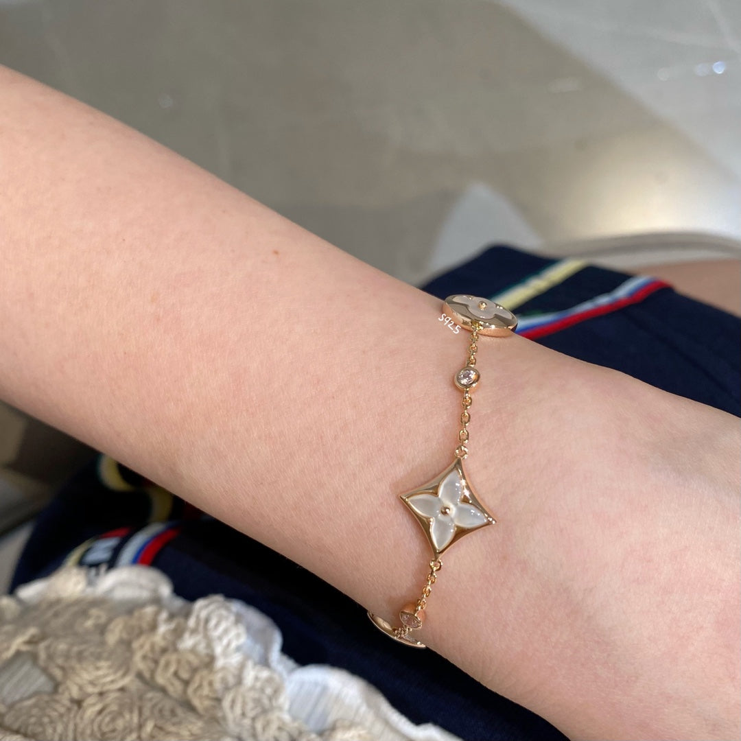 [⭐Lioran]STAR AND SUN 4 MOTIF WHITE MOP PINK GOLD BRACELET