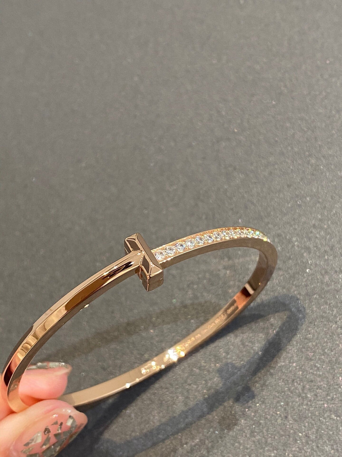 [Lioran]NARROW T1 HINGED BANGLE DIAMOND PINK GOLD