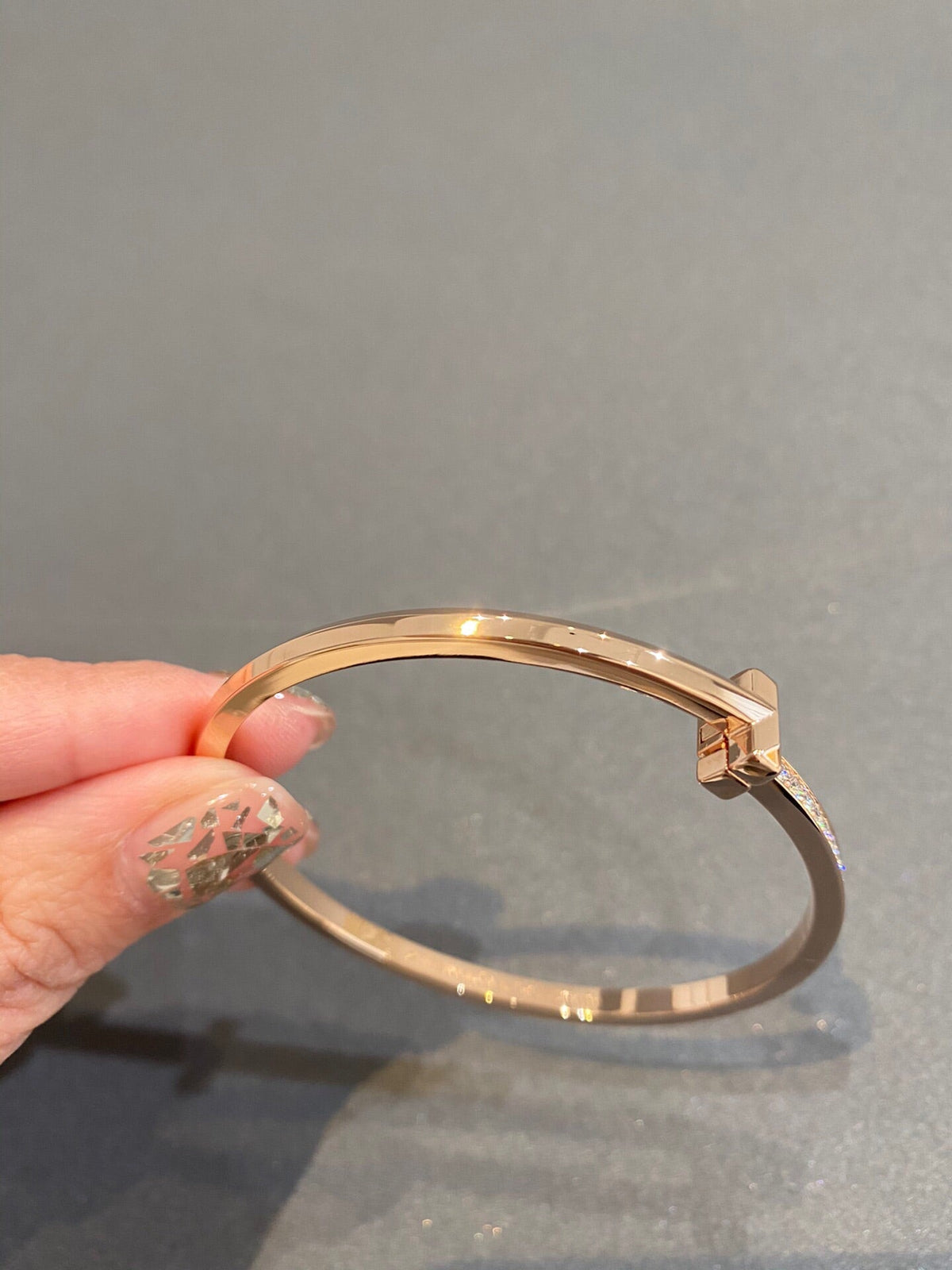 [Lioran]NARROW T1 HINGED BANGLE DIAMOND PINK GOLD