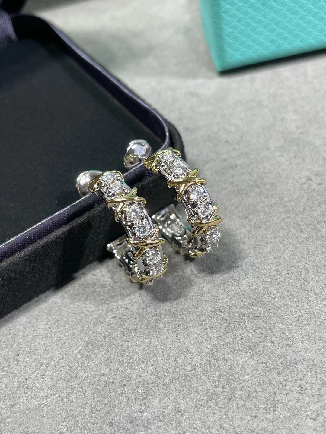 [Lioran]SCHLUMBERGER GOLD DIAMOND EARRINGS