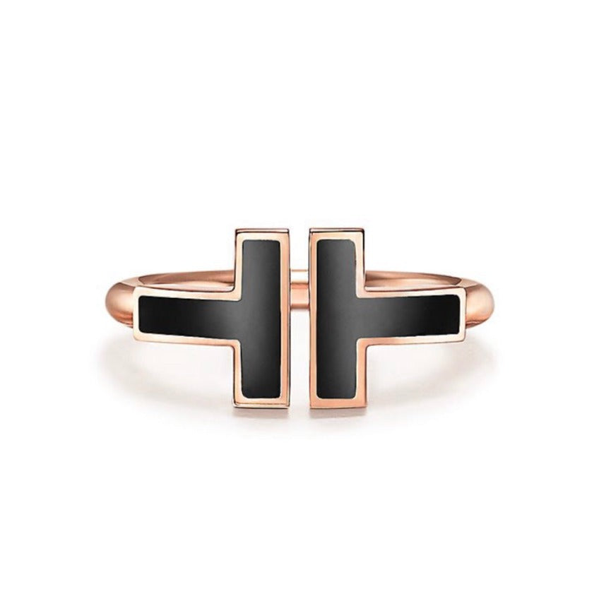 [Lioran]T SMALL ONYX PINK GOLD RING