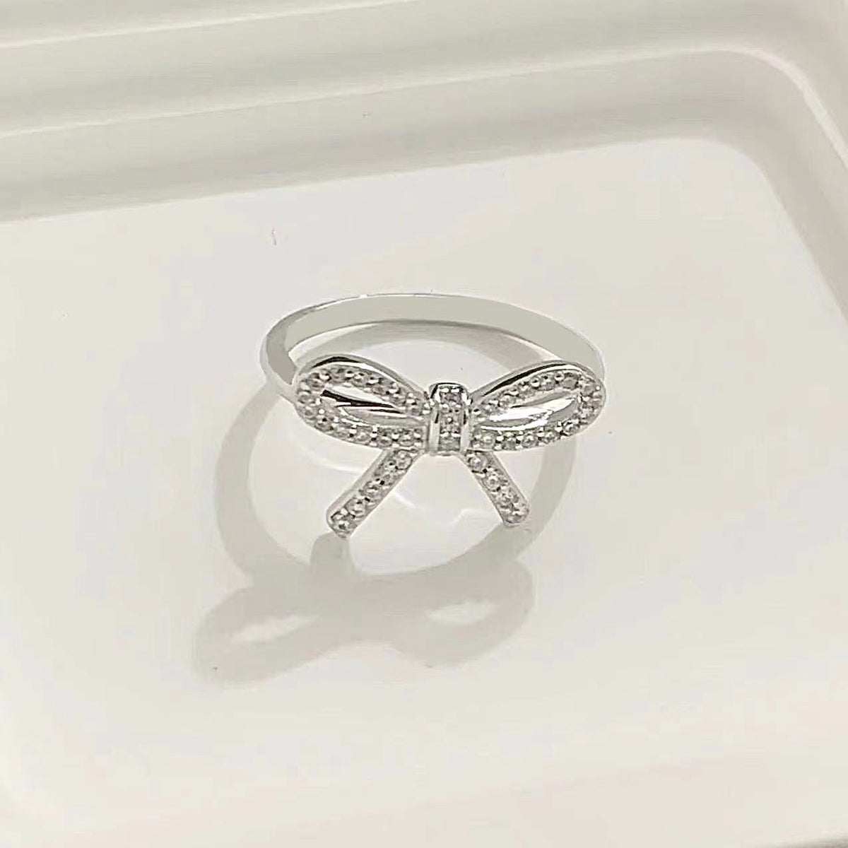 [Lioran]TWIST BOW RING