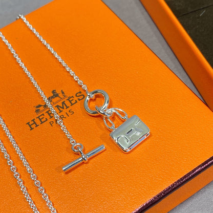 [⭐Lioran]CONSTANCE PEDANT SILVER NECKLACE