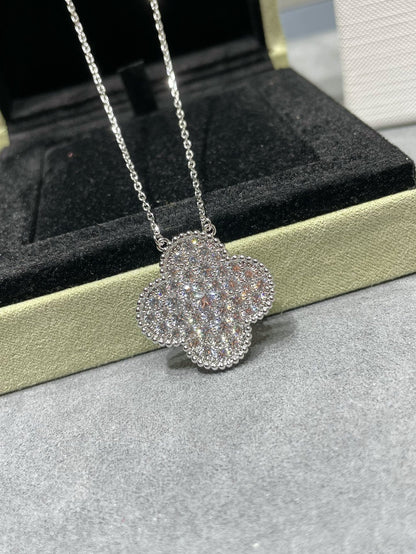 [⭐Lioran]CLOVER 25MM LARGE PENDANT DIAMOND PAVED SILVER NECKLACE