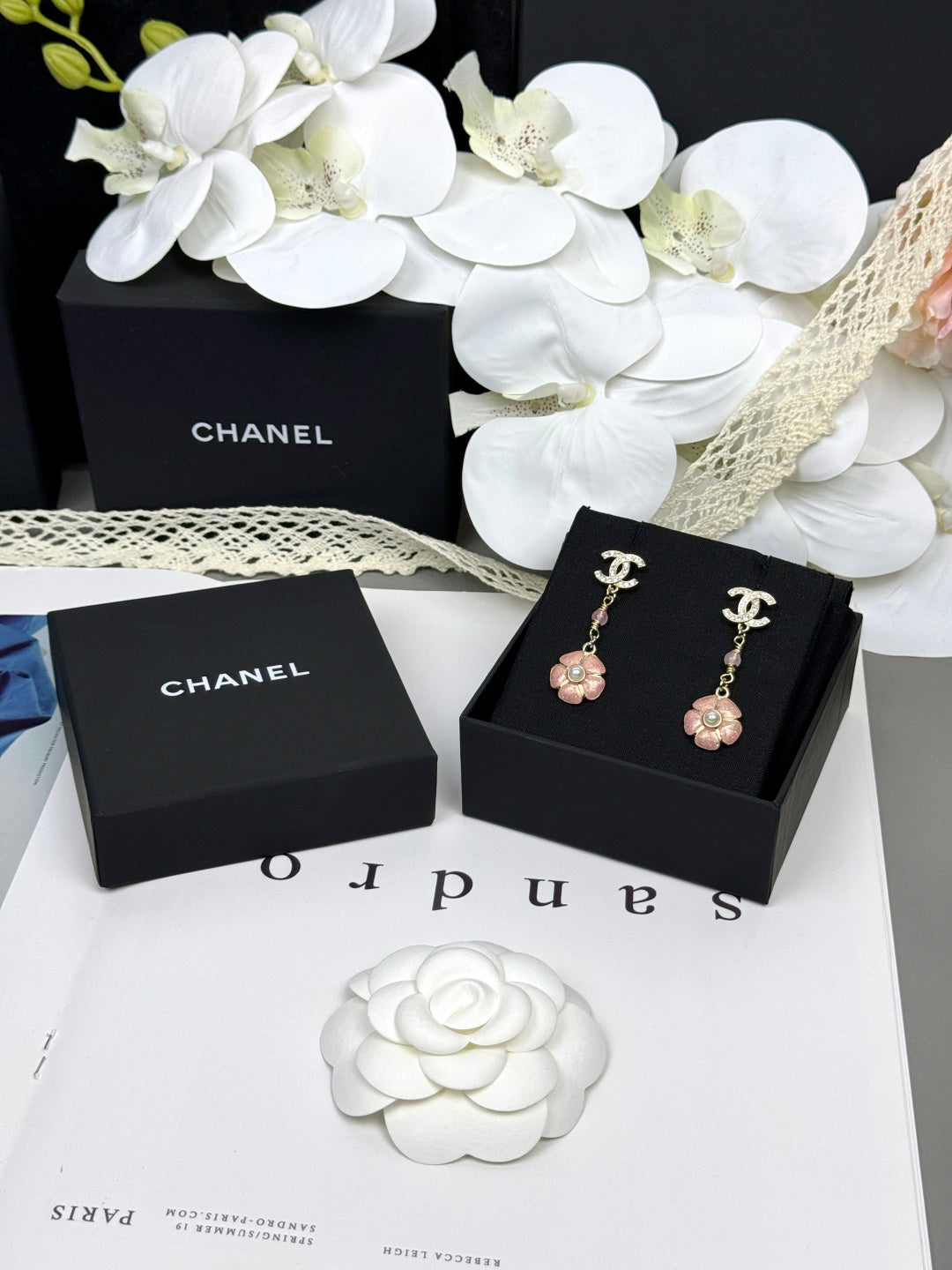 [⭐Lioran]26C Pink Camellia Enamel Pendant with Double C Earrings