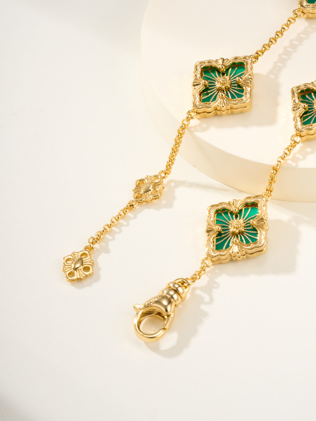 [⭐Lioran]B.C.L ENAMELED Five-Flower Bracelet（Various Colors)