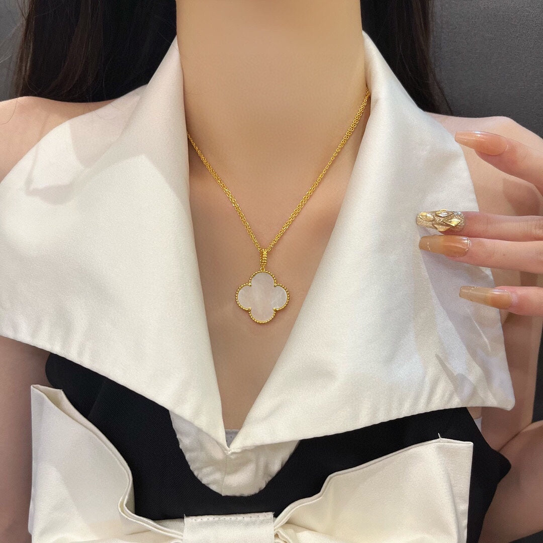 [⭐Lioran]CLOVER 25MM MOP LARGE PENDANT NECKLACE