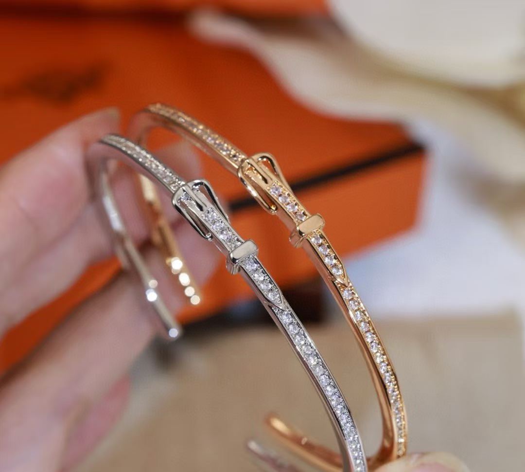 [⭐Lioran]DIAMOND-ENCRUSTED BRACELET THREE COLORS
