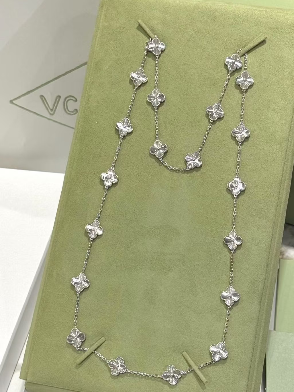 [⭐Lioran]CLOVER 20 MOTIFS SILVER LASER