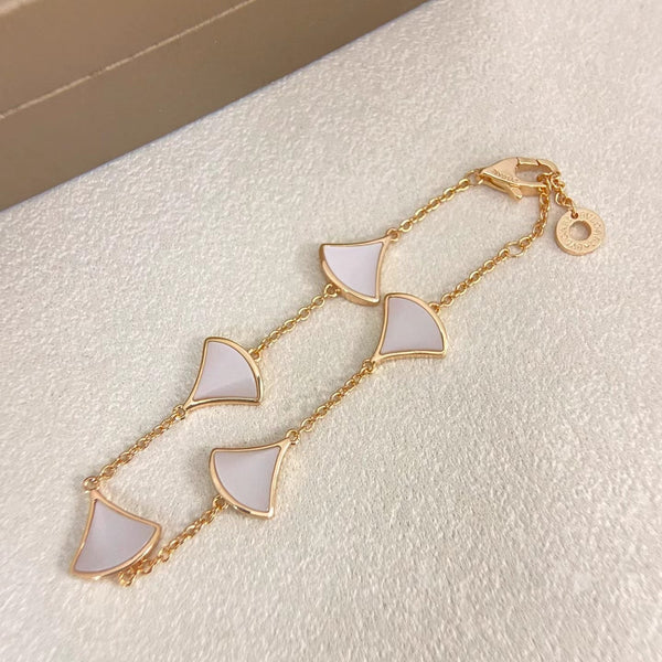 [⭐Lioran]NEW FLORAL SKIRT AND GOLD BRACELET