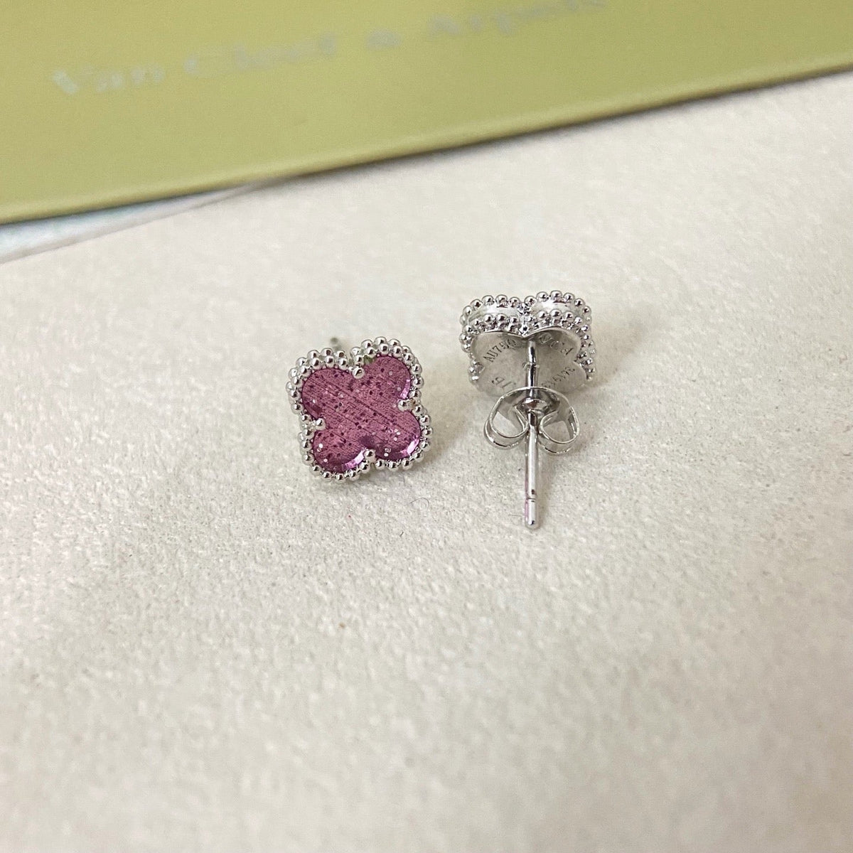 [⭐Lioran]2026 NEW MINI CLOVER 1 MOTIF  BUBBLE PINK ENAMEL