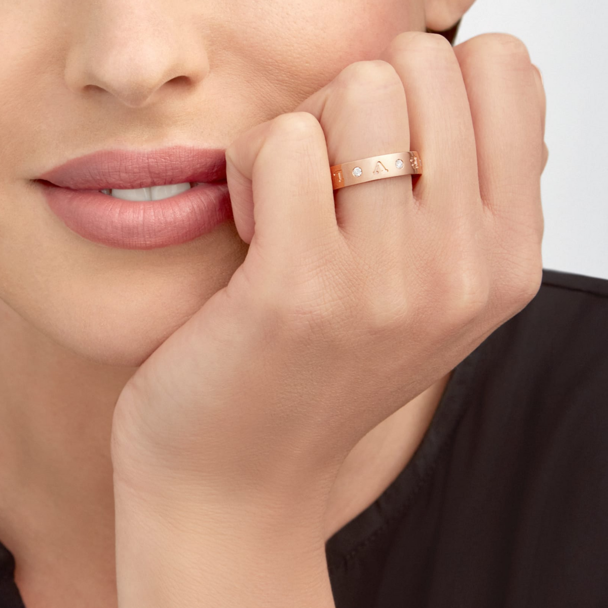 [⭐Lioran]ZERO 1 ESSENTIAL PINK GOLD BAND WITH DIAMONDS RING