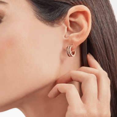 [⭐Lioran]ZERO 1 ROCK PINK GOLD EARRINGS WITH STUDDED SPIRAL AND BLACK CERAMIC