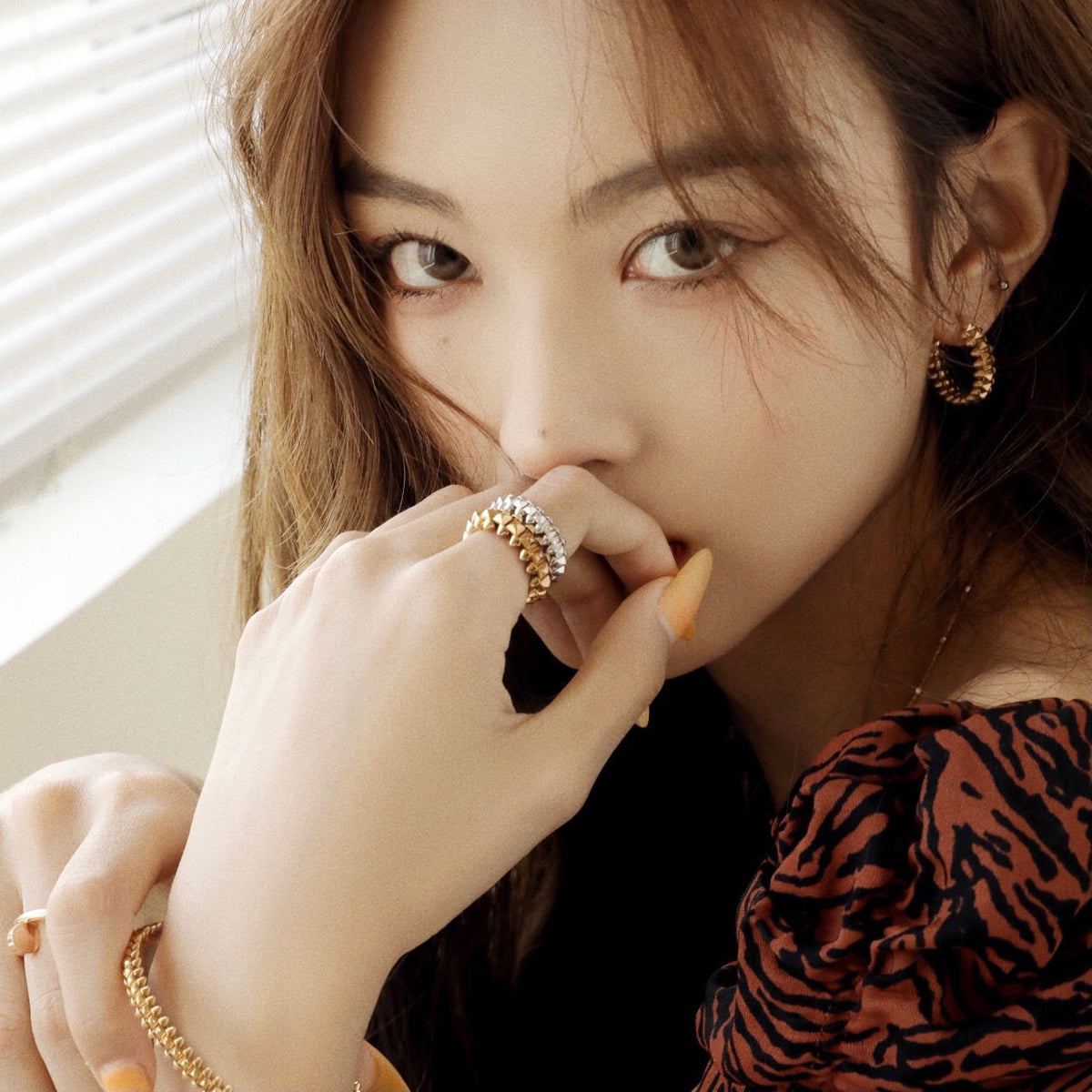 [⭐Lioran]CLASH SMALL HOOP EARRINGS