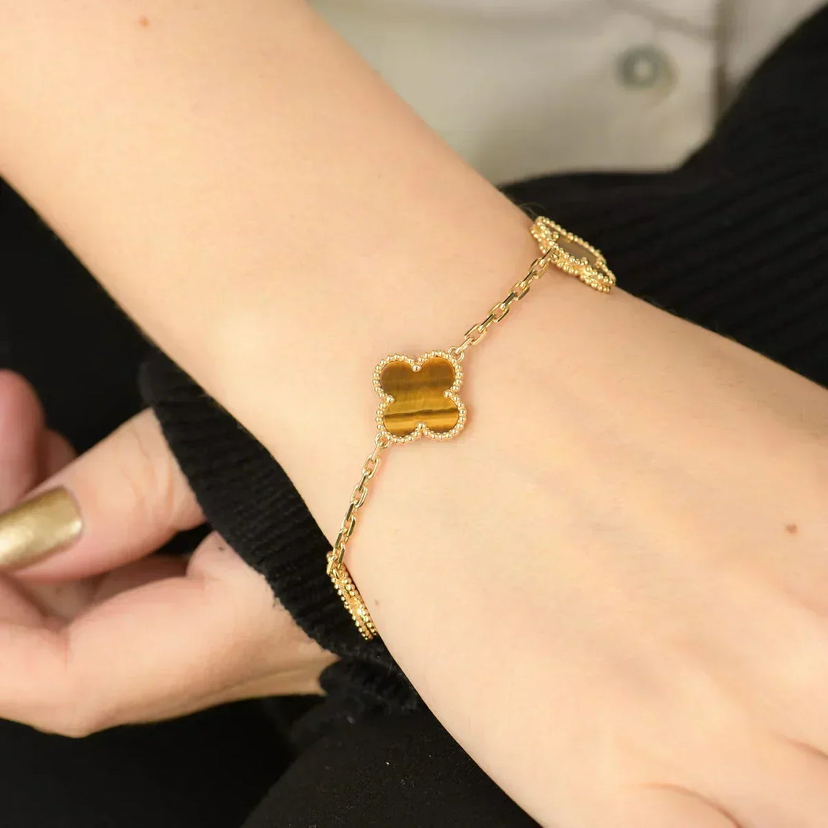 [⭐Lioran] CLOVER 5 MOTIFS TIGER EYE BRACELET COLLECTION
