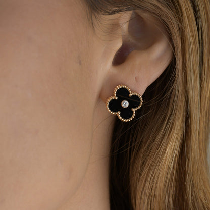 [⭐Lioran]CLOVER MEDIUM 1 MOTIFS ONYX DIAMOND EARRINGS