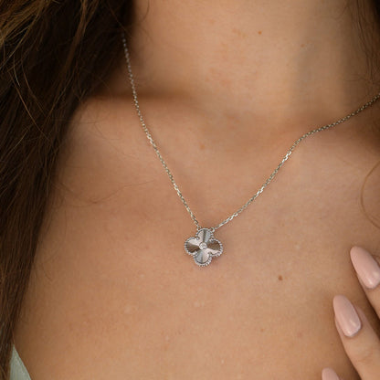 [⭐Lioran]CLOVER  15MM DIAMOND LASER NECKLACE SILVER