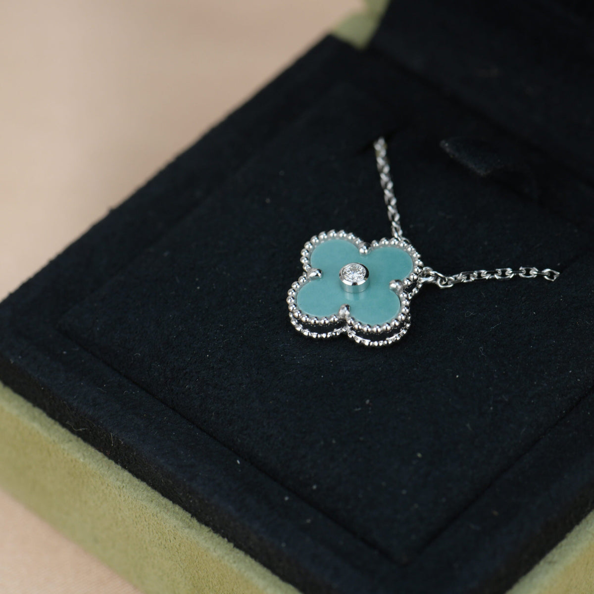 [⭐Lioran]CLOVER 15MM DIAMOND SVRES PORCELAIN  NECKLACE SILVER