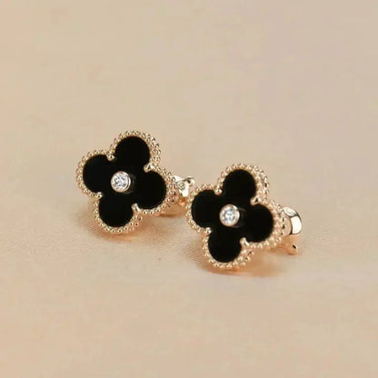 [⭐Lioran]CLOVER MEDIUM 1 MOTIFS ONYX DIAMOND EARRINGS