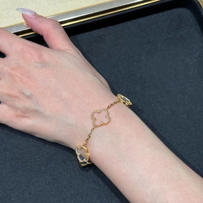 [⭐Lioran]CLOVER 5 MOTIF ROCK CRYSTAL BRACELET