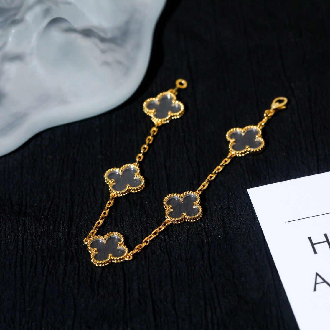 [⭐Lioran]CLOVER 5 MOTIF ROCK CRYSTAL BRACELET